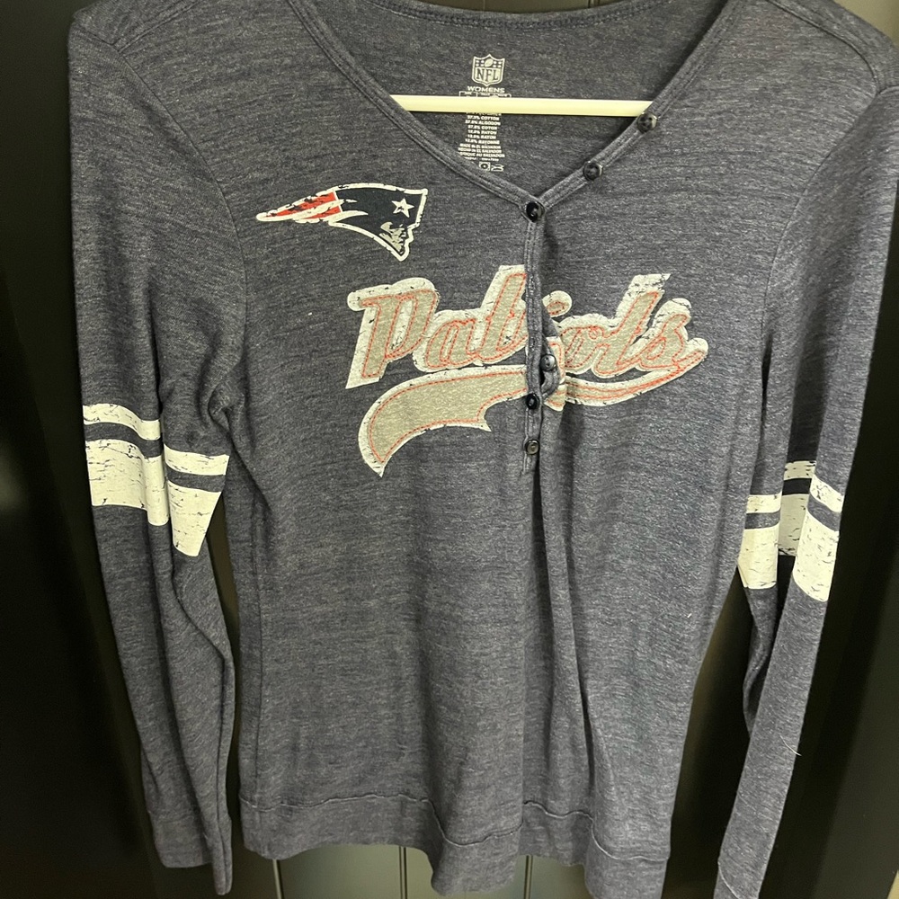New England Patriots Women’s Shirt